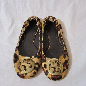 TORY BURCH REVA Leather Ballet Flats Slip On Shoes 7.5 LEOPARD Signature